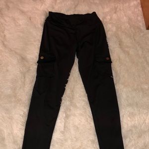 Black cargo pocket hi waist leggings/pants